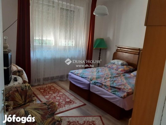 Dunaalmási 195 nm-es ház eladó