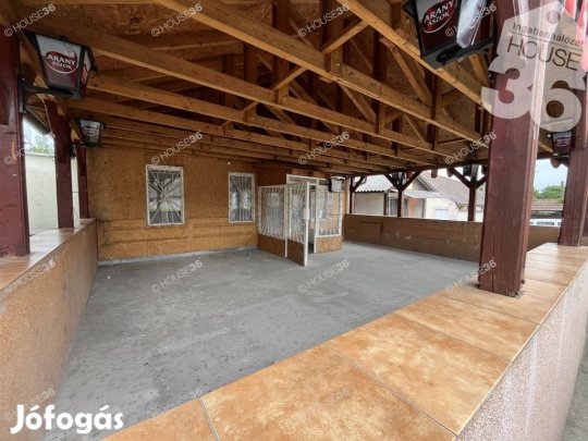 Dunaegyházai eladó 210 nm-es üzlethelyiség