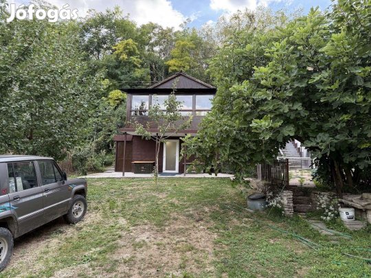 Dunaföldvár dunaparti nyaraló kiadó