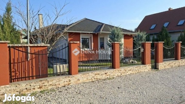 Dunaharasztii 110 nm-es ház eladó