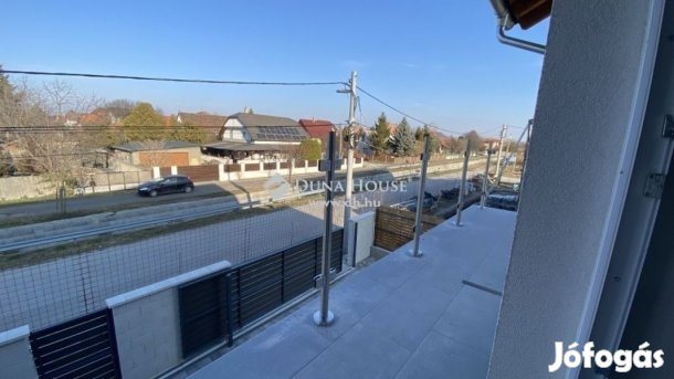 Dunaharasztii 61 nm-es lakás eladó