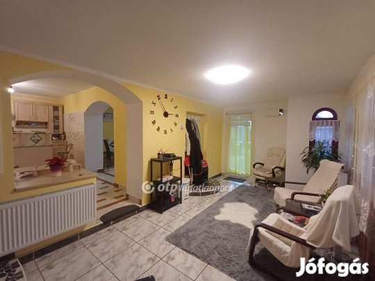 Dunaharasztii eladó 107 nm-es ház