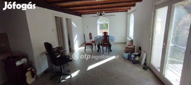 Dunaharasztii eladó 237 nm-es ház