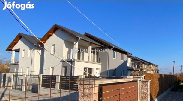 Dunaharasztii eladó 53 nm-es lakás