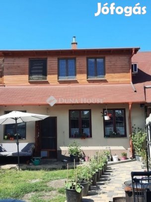 Dunaharasztii eladó 80 nm-es ház