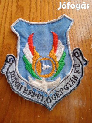 Dunai Repülőgépgyár felvarró