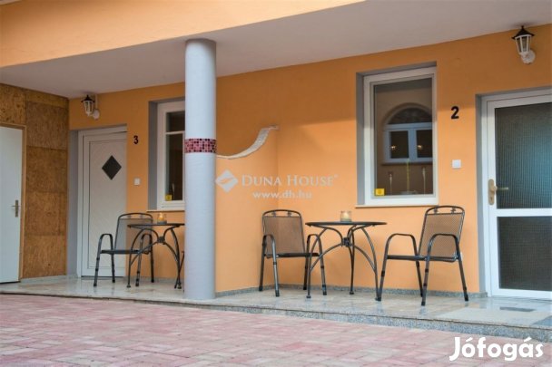 Dunaszekcsői eladó 170 nm-es ház