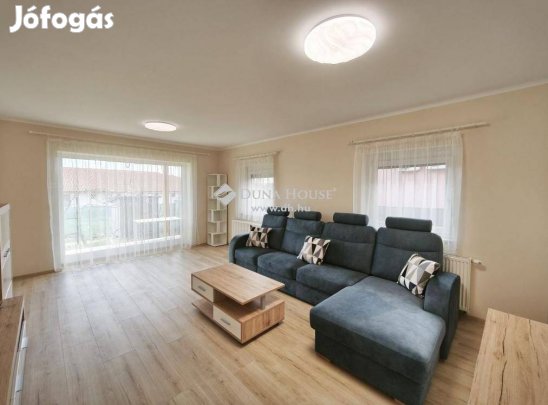Dunaújvárosi 120 nm-es ház eladó #4921489