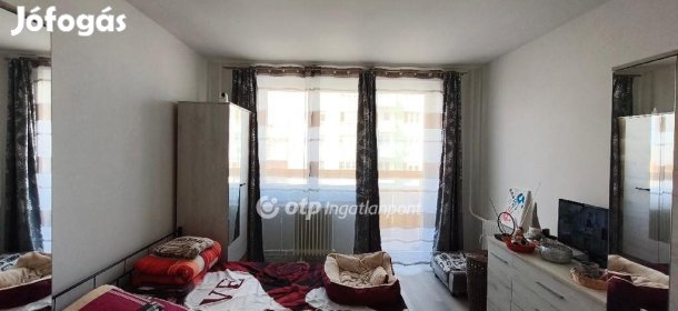 Dunaújvárosi 53 nm-es lakás eladó