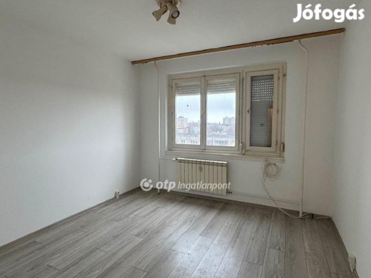 Dunaújvárosi 58 nm-es lakás eladó