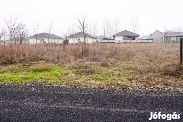 Dunavarsányban 1075nm-es építési telek