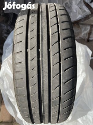 Dunlop Bluresponse 205/55R16 nyári gumiszett.