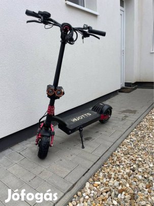 Duotts D10 3200w elektromos roller 65kmh seb 285e Ft