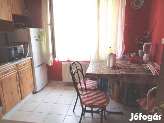 Dupla Erkélyes 3 Szobás Lakás Eladó !