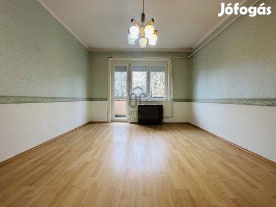 Dupla erkélyes, azonnal  költözhető lakás eladó Csepelen!