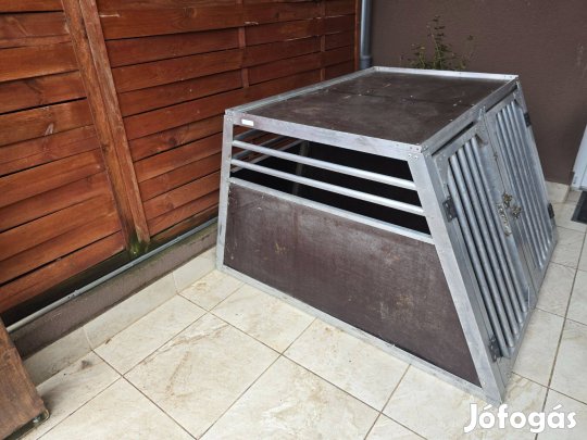 Dupla férőhelyes dogbox eladó