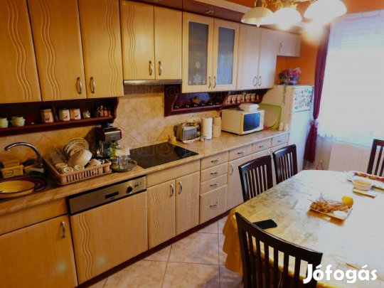 Duplakomfortos 2,5 szintes lakóház!