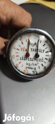 Dutra,Csepel,Ikarus levegőnyomásmérő