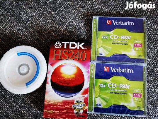 Dvd +r 10 Darab, cd 2 Darab És 1 Darab Videokazetta, Egyben