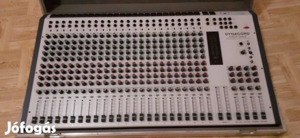 Dynacord MCX24.2 keverőpult,hibátlan állapotban,tokkal