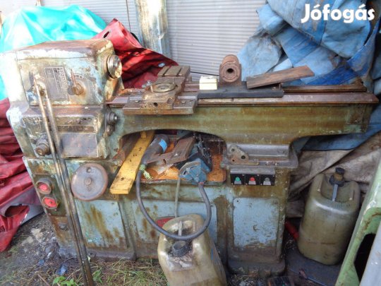 E2n eszterga bontott alkatrész