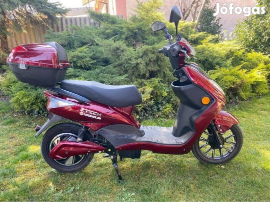 EA ZT-27 *Warrior* model ólomsavas 48V/20Ah akkumulátorral 900W