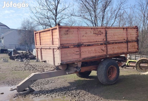 EB 8 pótkocsi 3 irányba billenős, okmányok nélkül