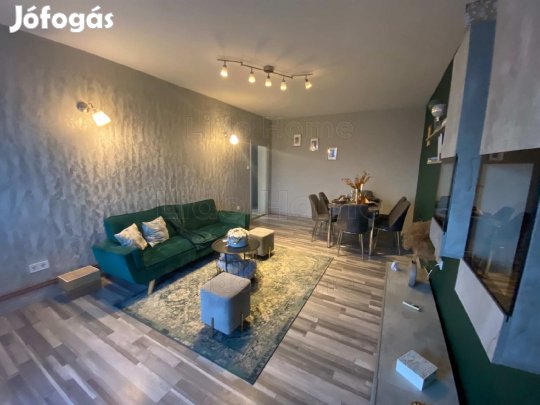 ELADÓ Nagykanizsa északi városrészében egy igényesen felújított 54