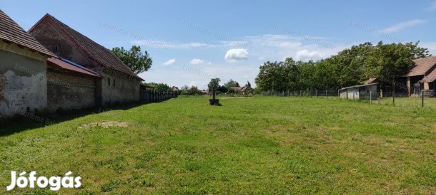 ELADÓ SOMOGYSZENTPÁLI ÉPÍTÉSI TELEK KÖZMŰVEKKEL