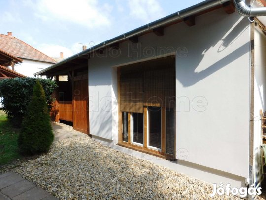 ELADÓ! CSALÁDI HÁZ LENGYELTÓTIBAN!