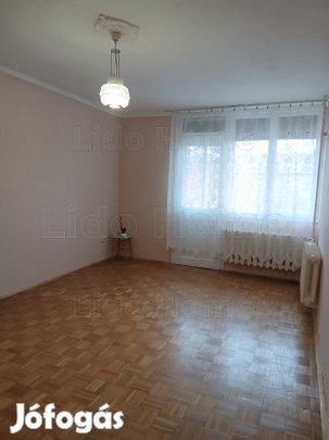 ELADÓ  PANORÁMÁS, ERKÉLYES TÉGLALAKÁS TATABÁNYA ÚJVÁROSBAN!