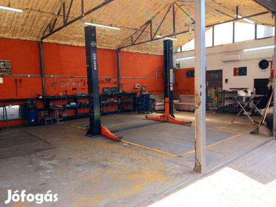 ELADÓ felújított családi ház és autójavító műhely Mosonszentmiklóson!