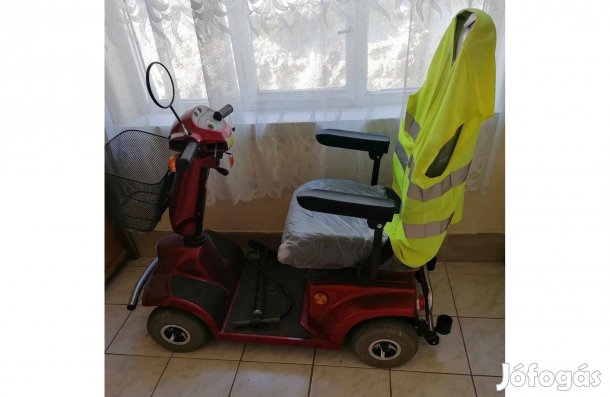 EL GO/M 4 kerekű elektromos moped