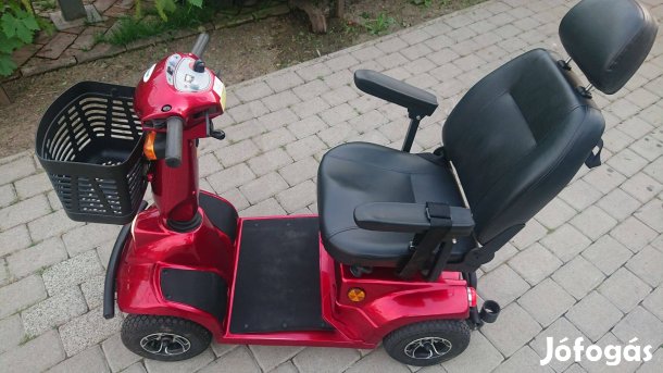 EL-GO/M (HS-580) Elektromos meghajtású moped