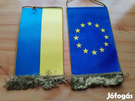 EU és Ukrán asztali zászló