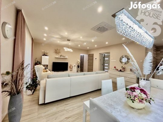 EXKLUZÍV OTTHON KECSKEMÉTEN, ELEGANCIA, LUXUS, KÉNYELEM!