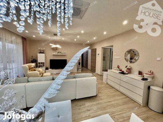 EXKLUZÍV OTTHON KECSKEMÉTEN, ELEGANCIA, LUXUS, KÉNYELEM!