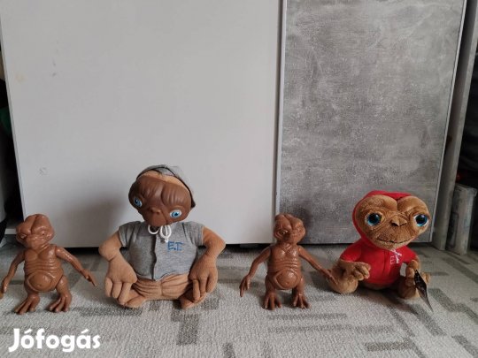 E.T. Plüss Retro És Újabbak