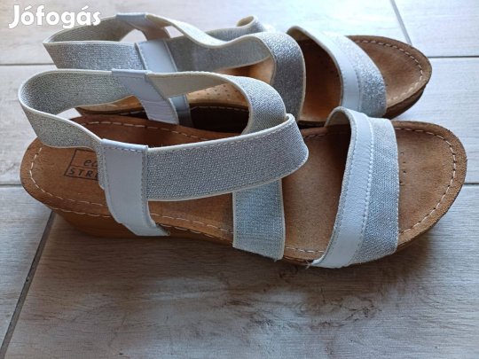 Easy street 37-es lány / női szandál 1x viselt