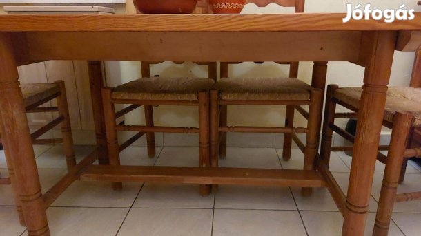 Ebédlő asztal 6db szék