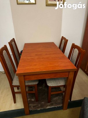 Ebédlőasztal 4 székkel