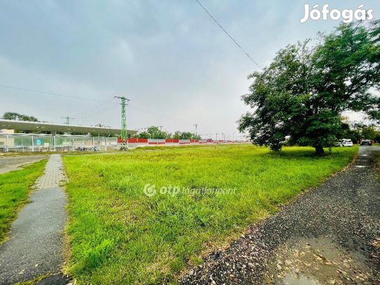 Ebesi eladó 450 nm-es telek