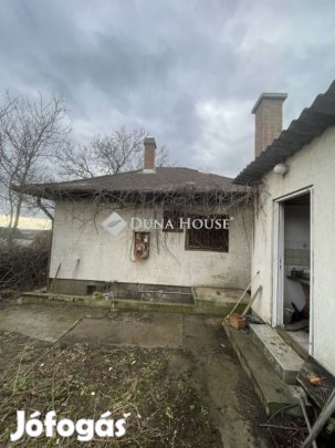 Ecseri 30 nm-es ház eladó