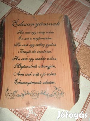 Édesanyámnak ajándékba fa feliratos tábla 27 x 21 cm