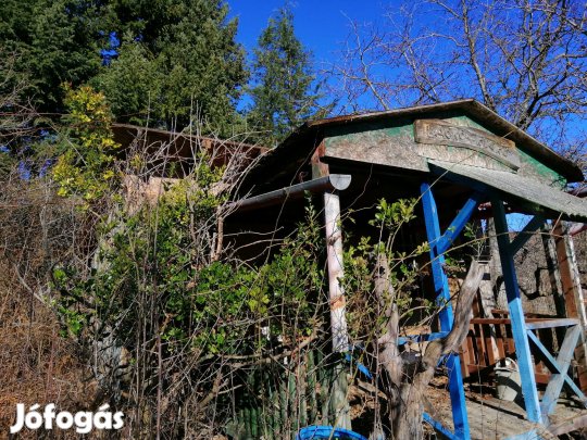 Eger és Egerbakta  között záort kert  gyümölcsössel eladó