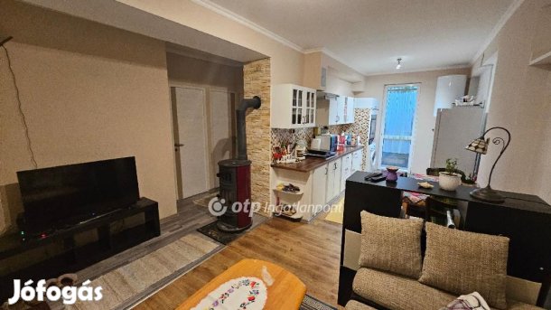 Egercsehii 55 nm-es ház eladó