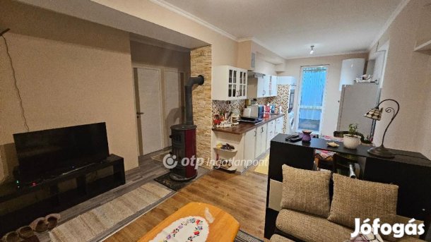 Egercsehii eladó 55 nm-es ház