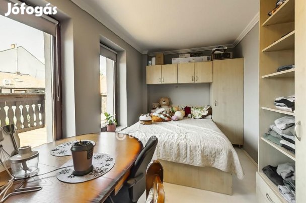 Egeri 109 nm-es lakás eladó