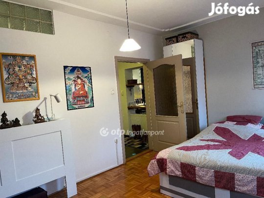 Egeri 135 nm-es lakás eladó