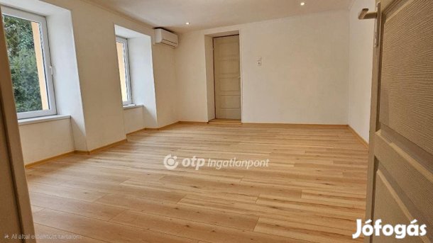 Egeri 50 nm-es lakás eladó